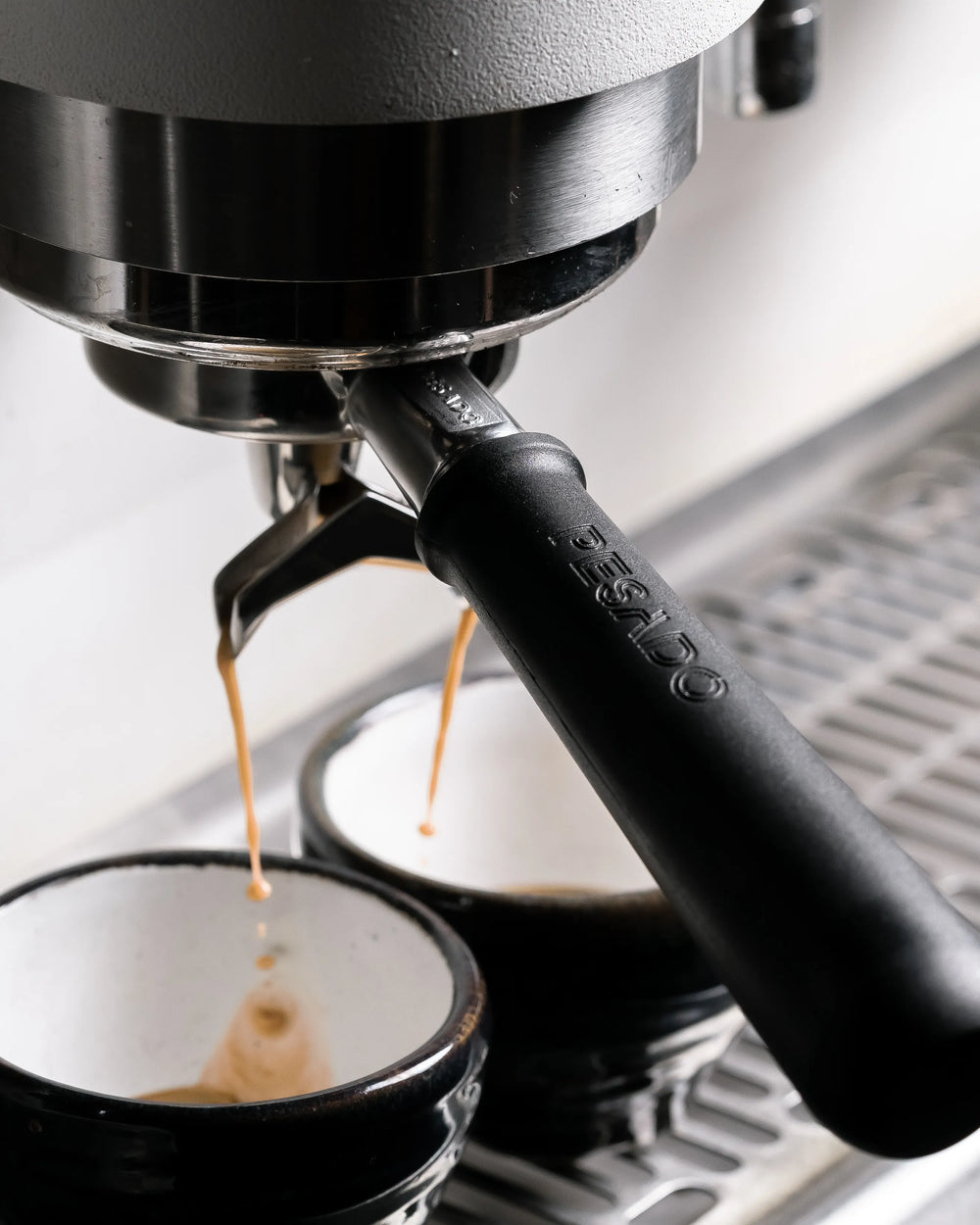 Bottomless vs. Spouted Portafilter – Pesado 58.5
